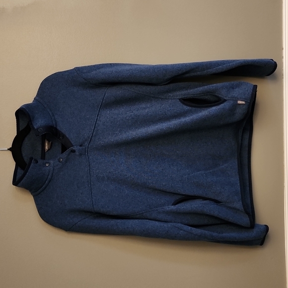Eddie Bauer Tops - Eddie Bauer Womens Sweatshirt